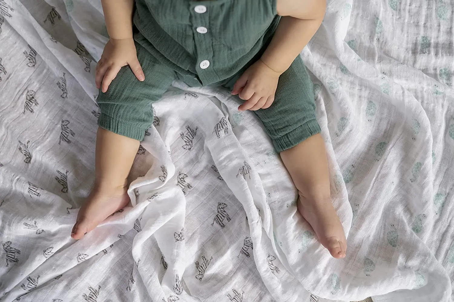 Aden   Anais Organic Swaddle Set 4-Pack (Animal Kingdom)