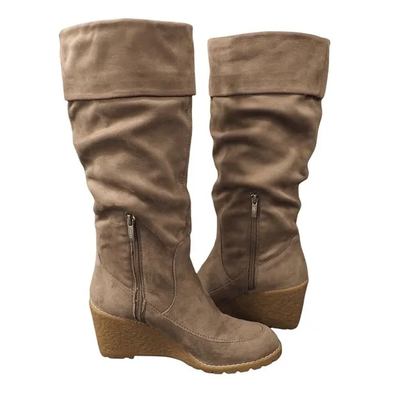 Bass sz 8.5 Eden tall stone micro suede wedge heel boots