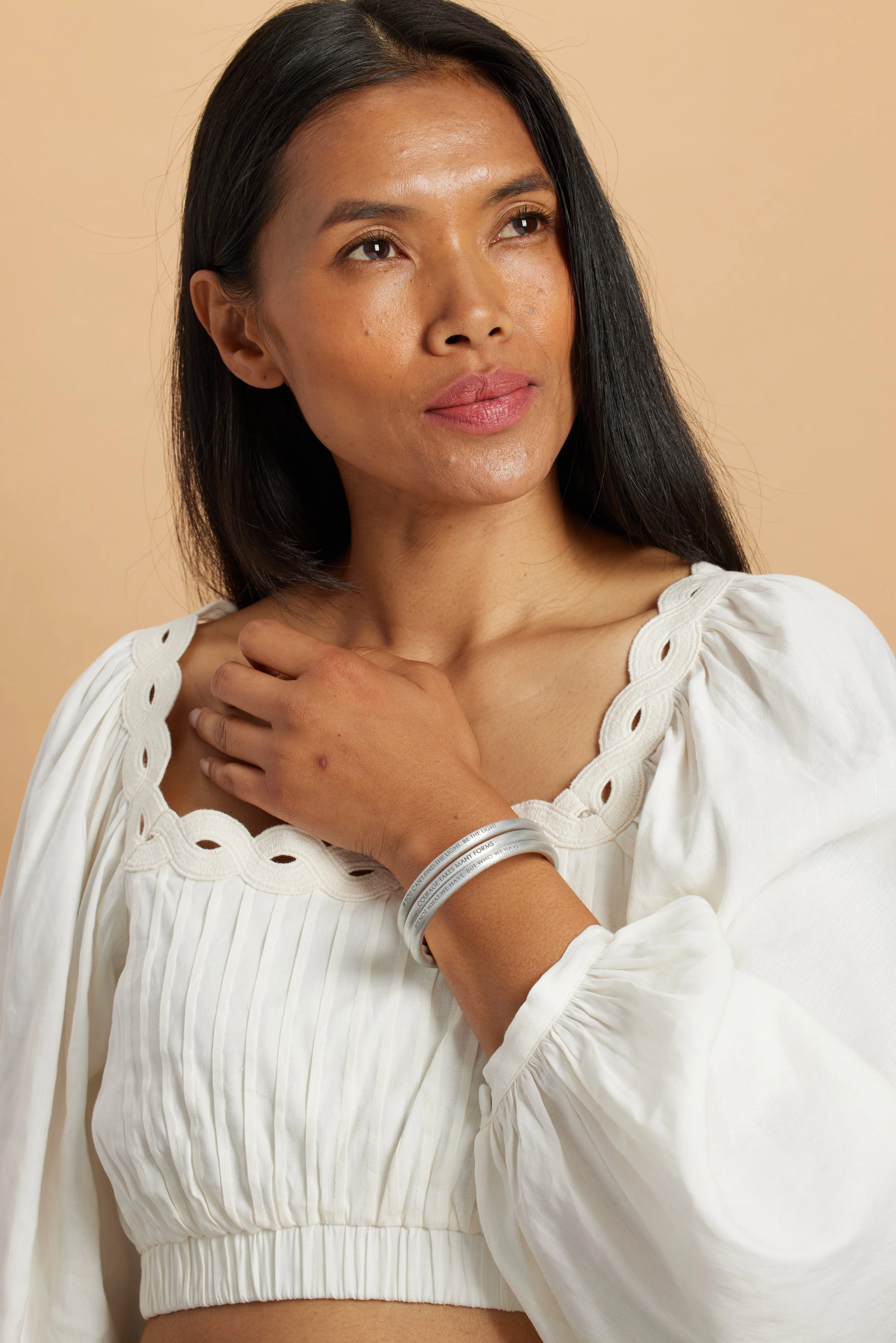 BE THE LIGHT BANGLE