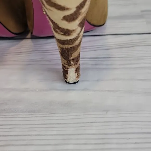 Betsey Johnson Tobi animal print brown suede booties Women's Size 6M
