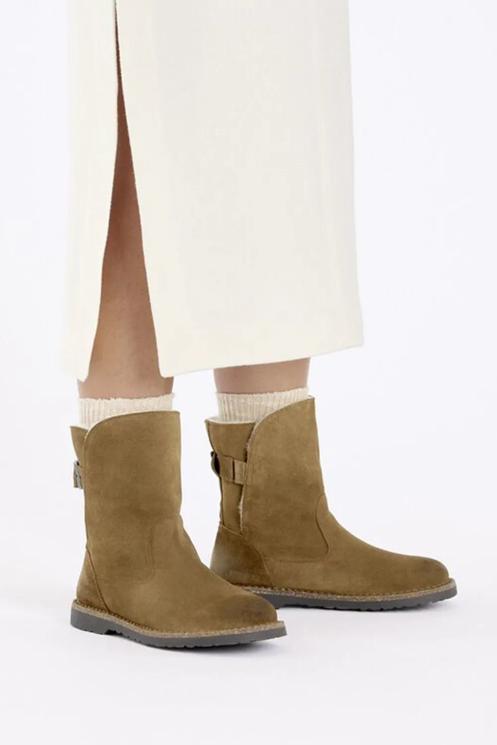 Birkenstock Uppsala Shearling Booties for Women in Dark Tea | 1028059