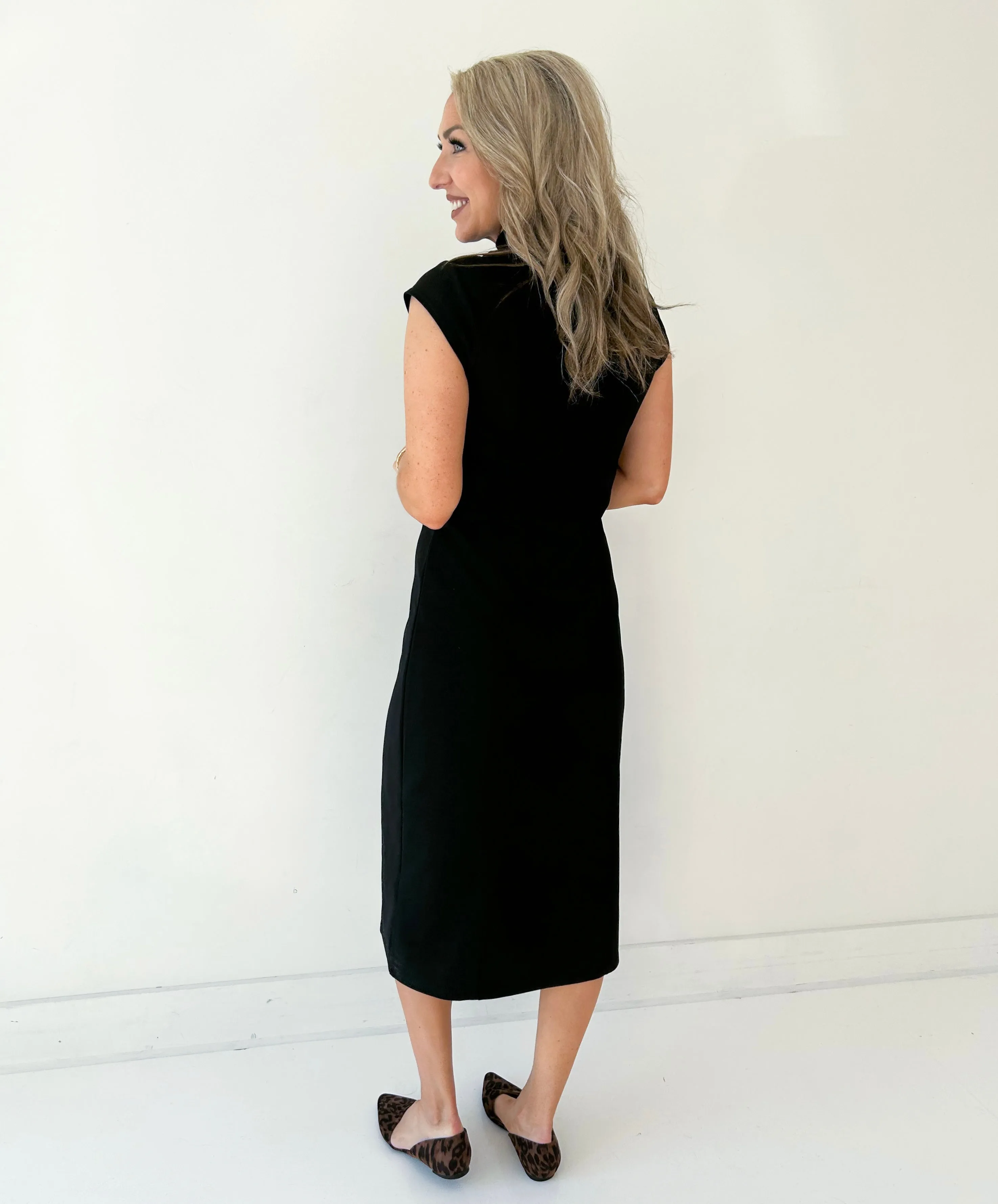 Blair Cap Sleeve Sheath Midi Dress (Black)