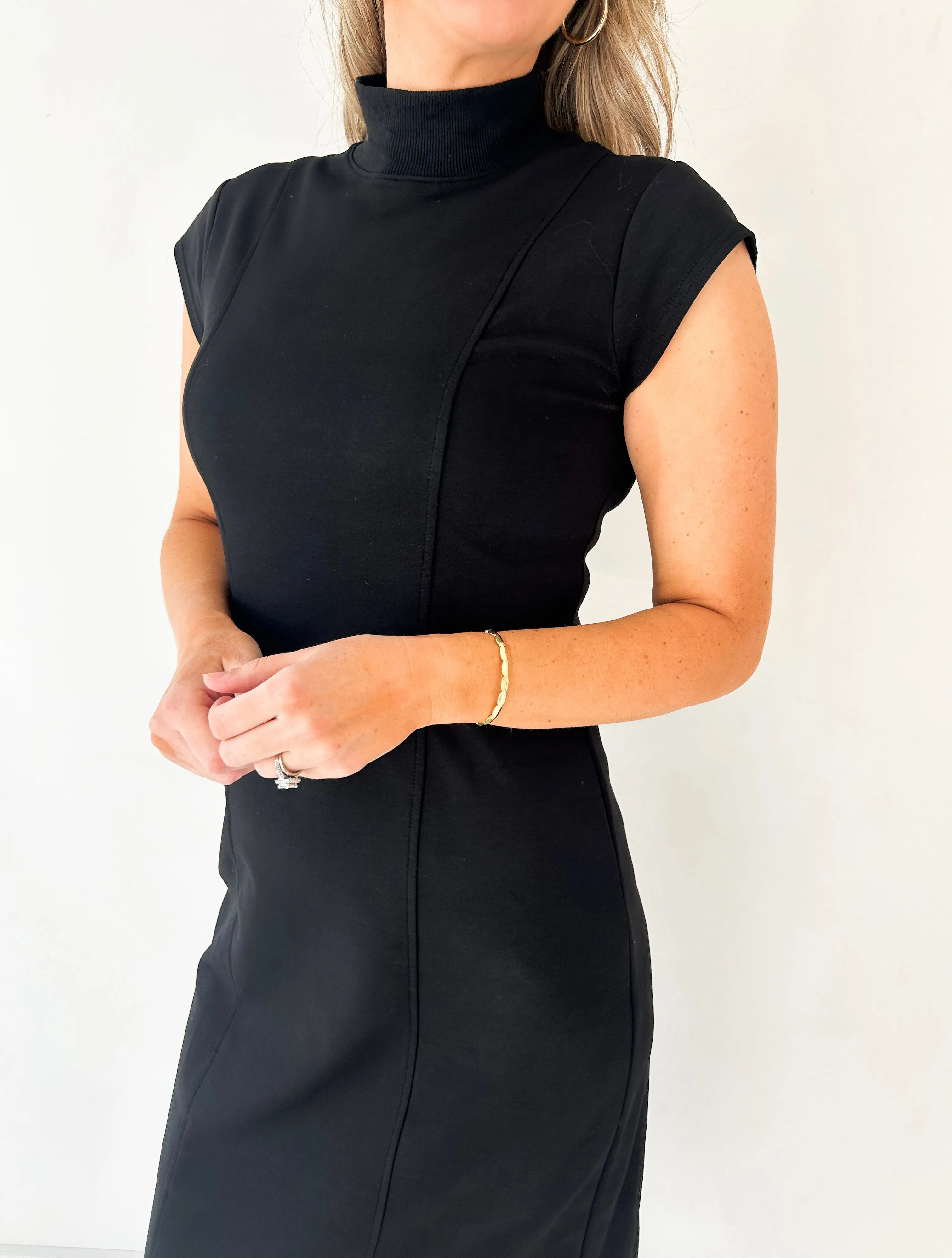 Blair Cap Sleeve Sheath Midi Dress (Black)