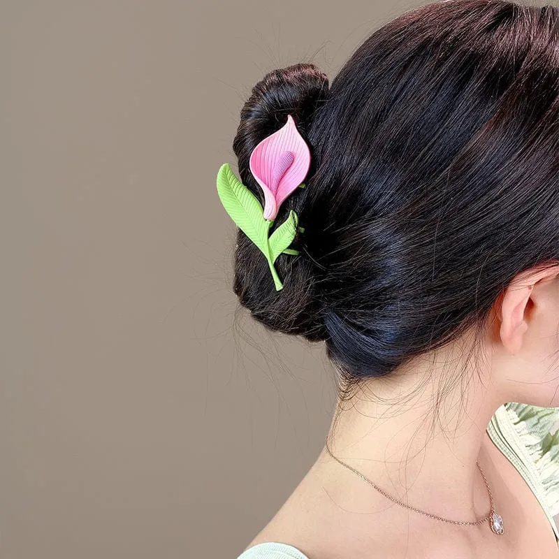 Chic Calla Lily Chignon Claw Clip Hair Clip