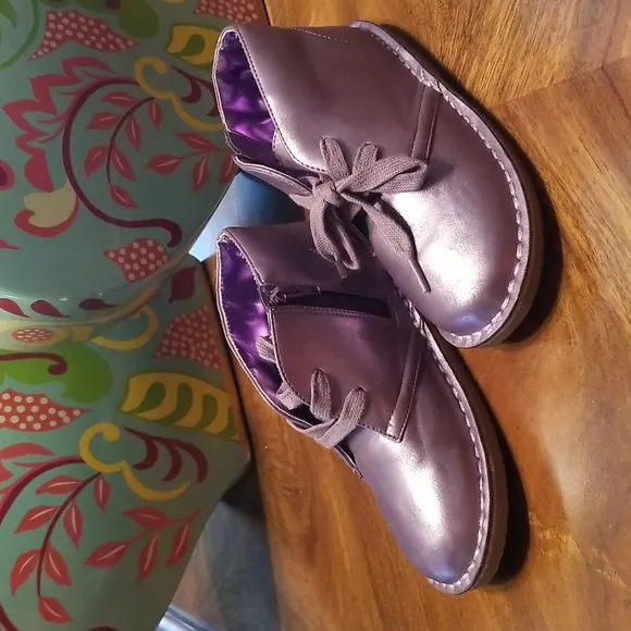 COLE HAAN PEARL PURPLE BOOTIES....Size: US 11