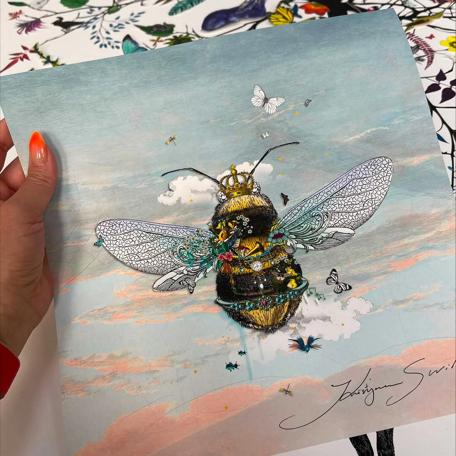 Cool Sky Queen Bee - Art Print