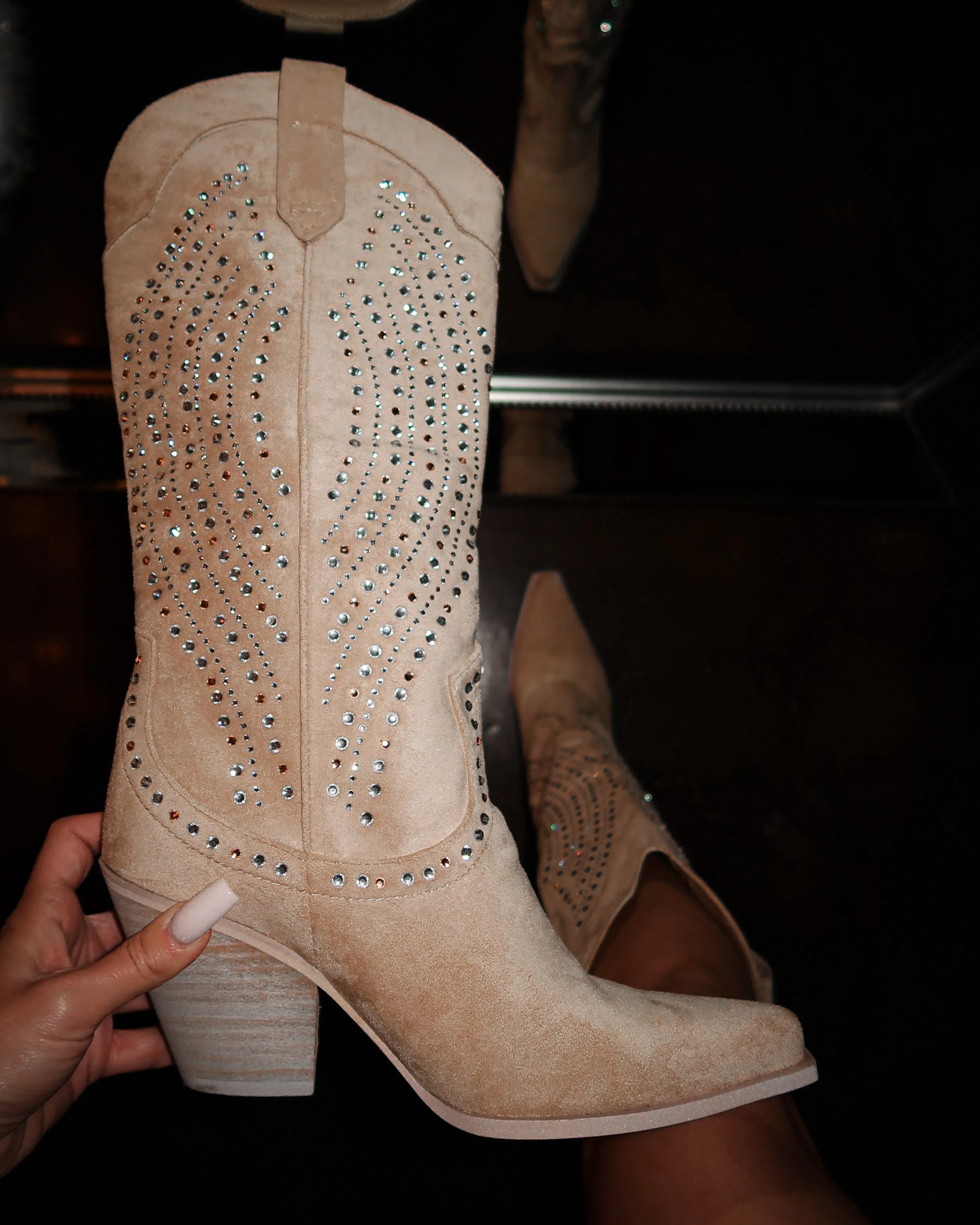 Diamond Dust Cowboy Boots - Beige