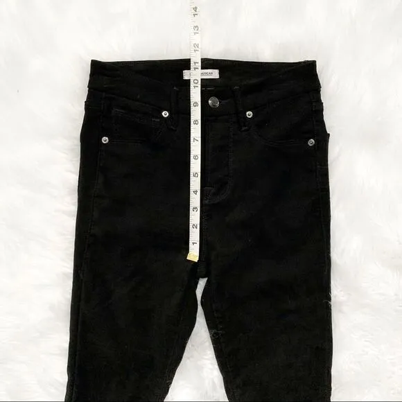 GOOD AMERICAN Suede-Like Jeans!
