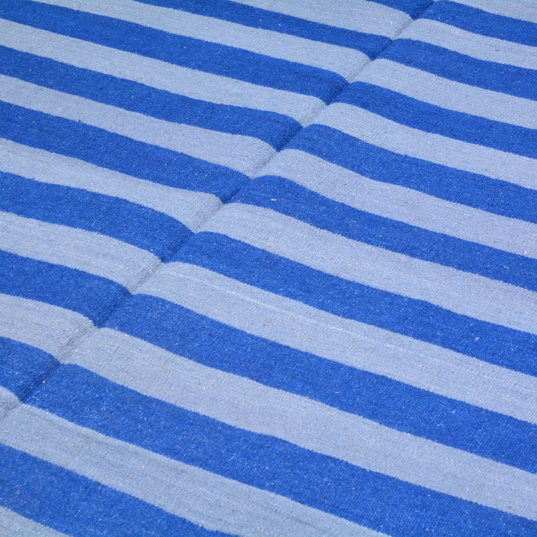Hand-Woven Cotton Reversible Flatweave Handmade Rug (Size 4.3 X 6.1) Cwral-8649