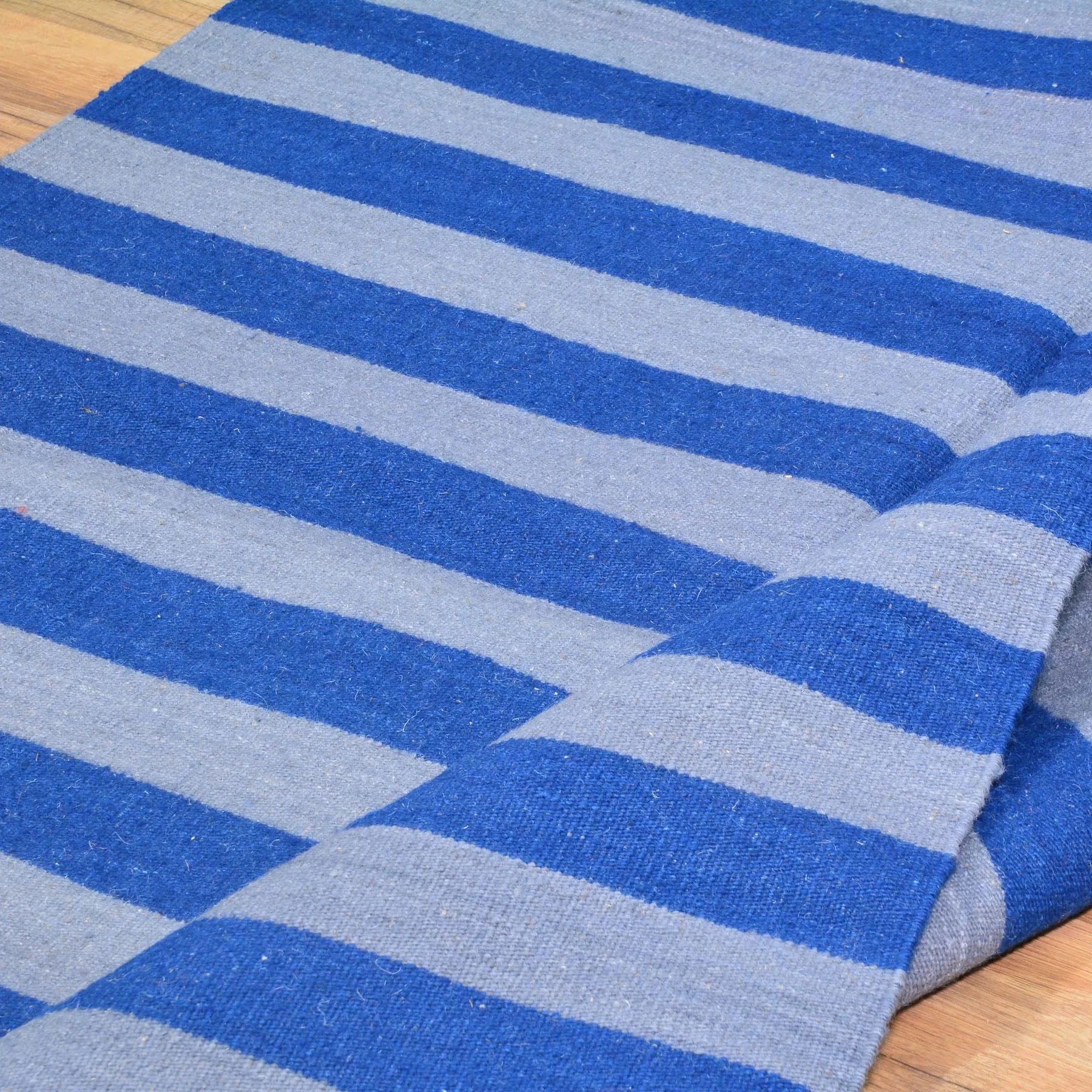 Hand-Woven Cotton Reversible Flatweave Handmade Rug (Size 4.3 X 6.1) Cwral-8649