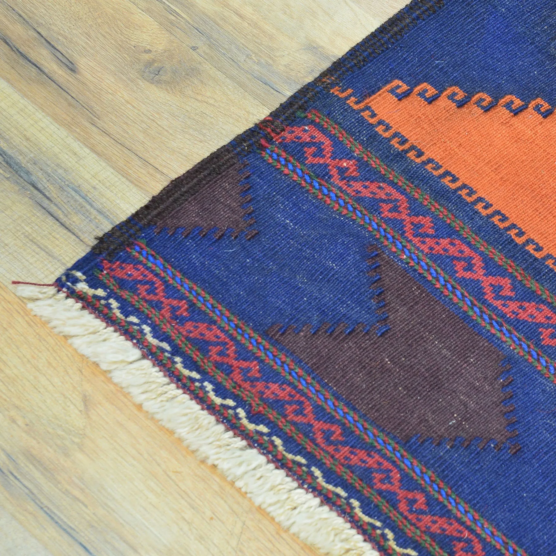 Hand-Woven Flat-weave Tribal Kilim Wool Rug (Size 2.11 X 5.8) Cwral-8616