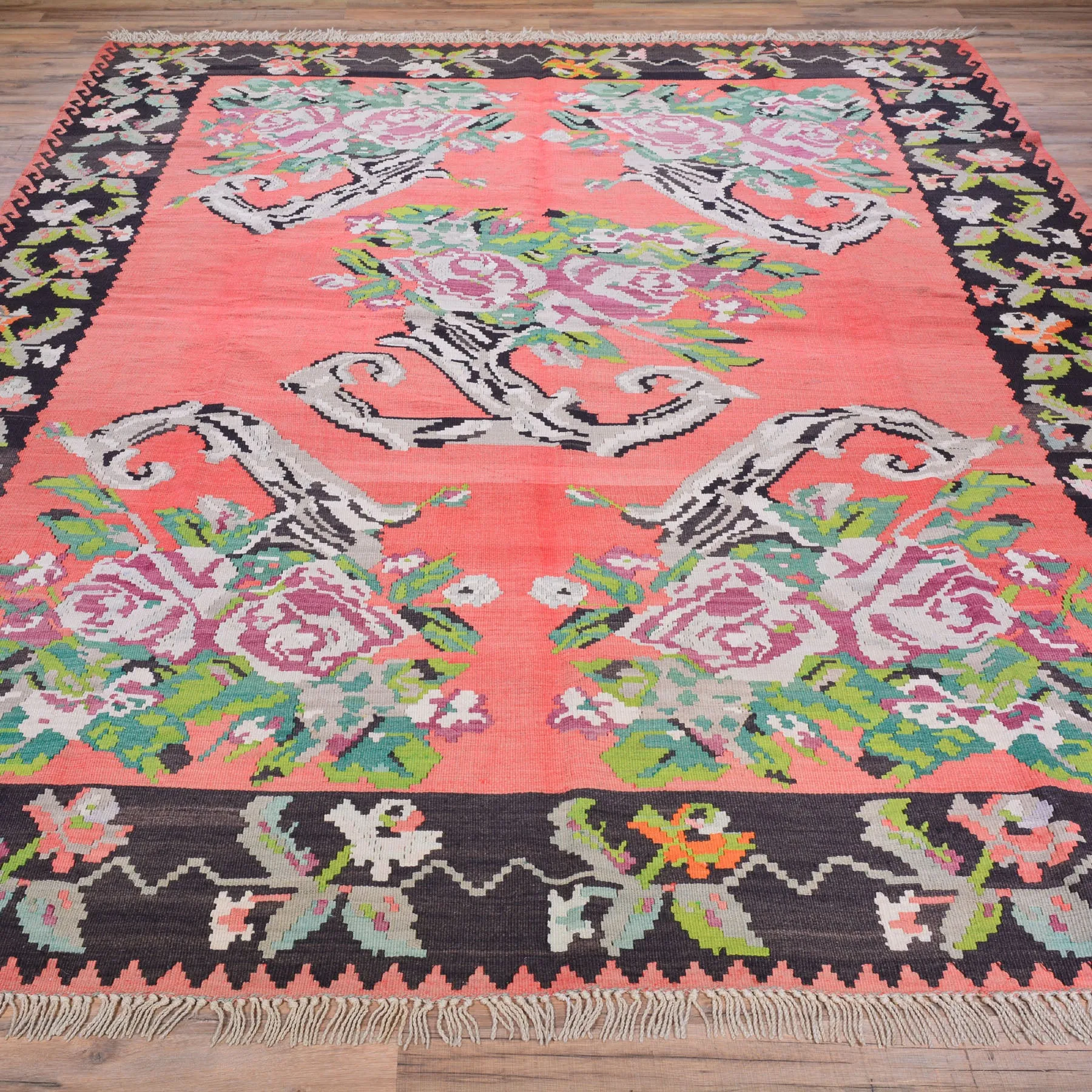 Hand-Woven Reversible Bessarabian Kilim Handmade Wool Rug (Size 7.7 X 10.4) Cwral-6939