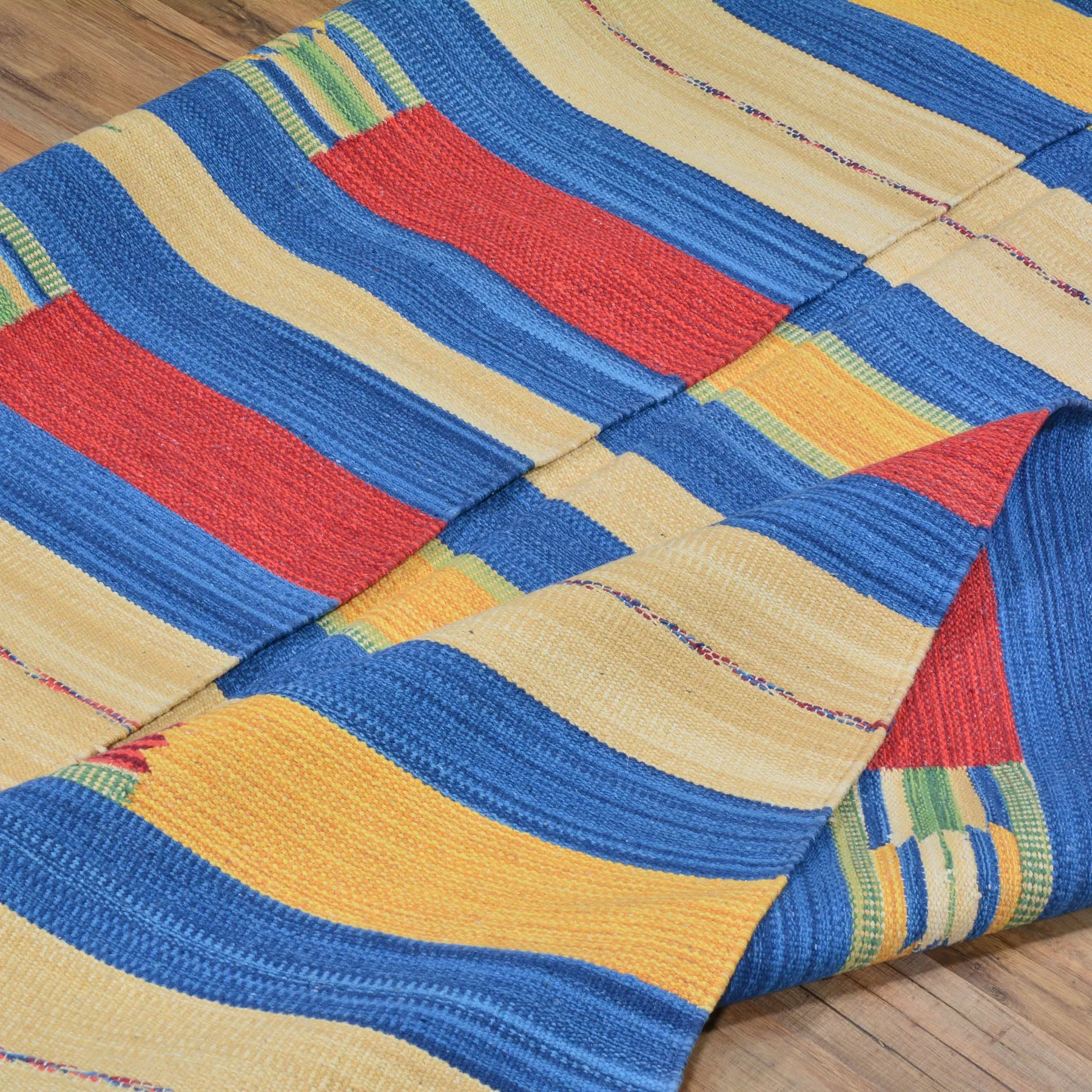Hand-Woven Reversible Cotton Dhurrie Kilim Southwestern Design Rug (Size 6.0 X 9.0) Brral-4101