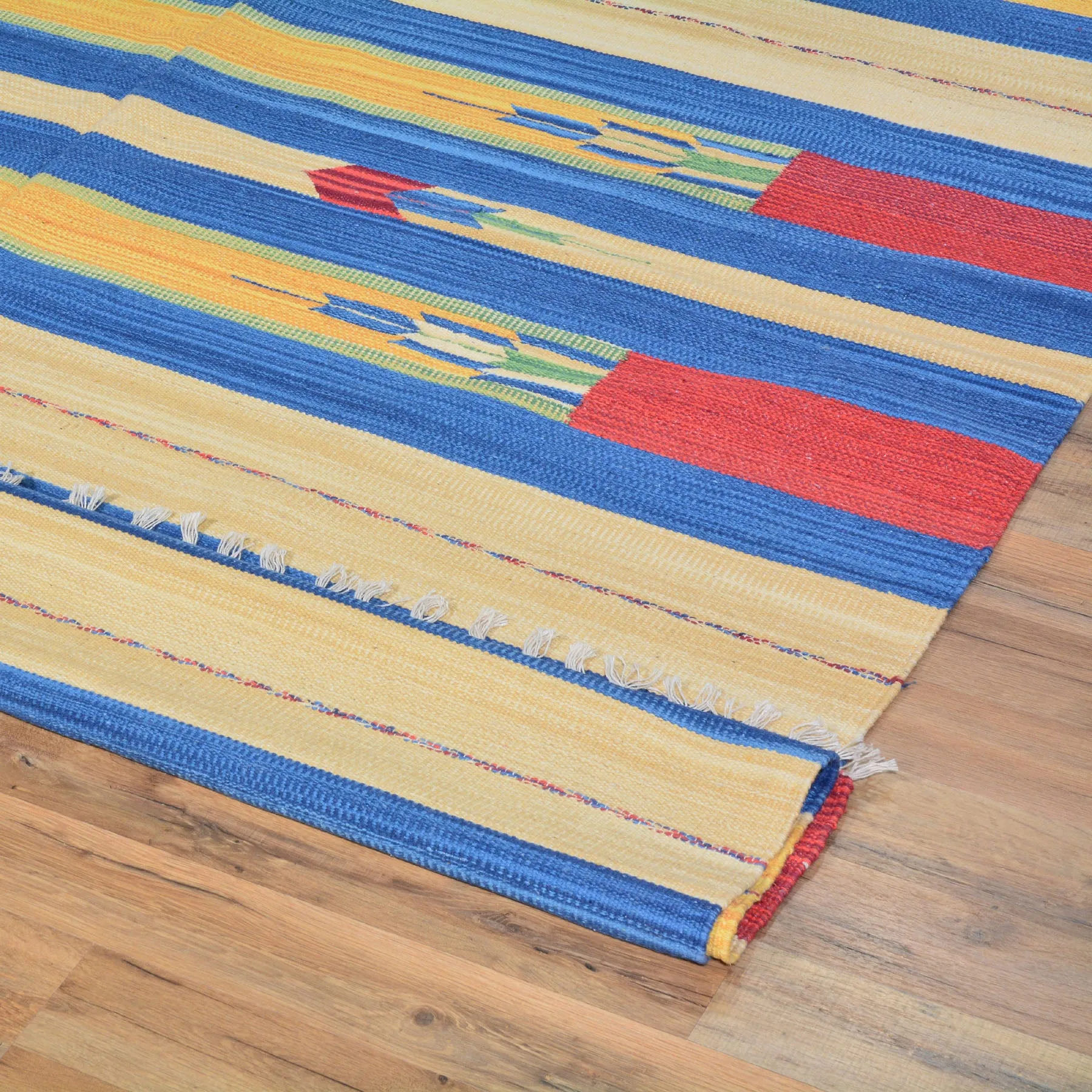Hand-Woven Reversible Cotton Dhurrie Kilim Southwestern Design Rug (Size 6.0 X 9.0) Brral-4101