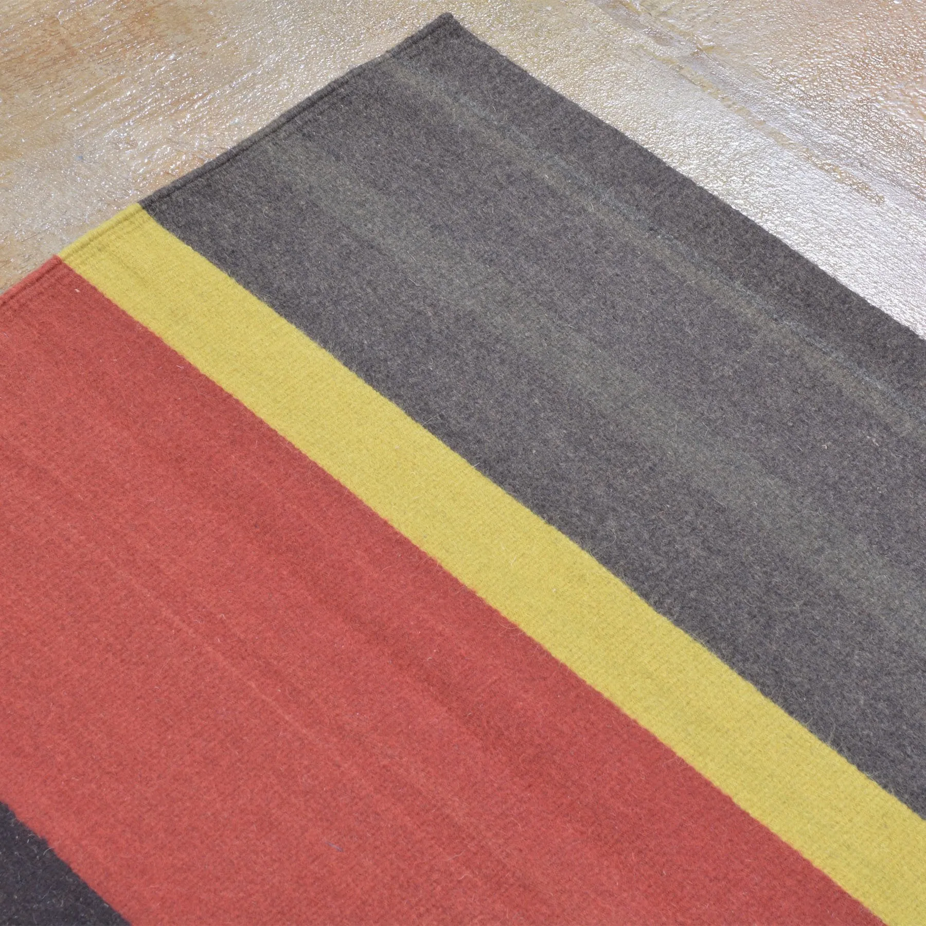 Hand-Woven Southwestern Reversible Kilim Wool Rug (Size 4.10 X 6.8) Brrsf-6180