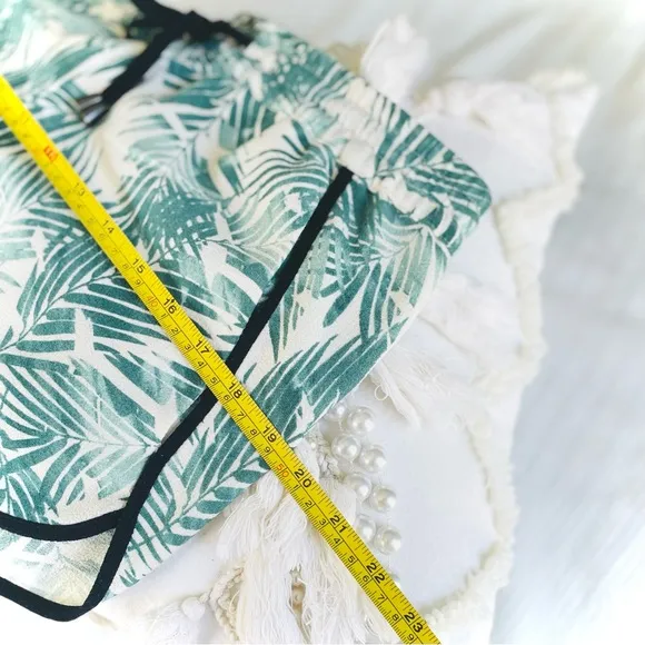 ICHI | S/M | Palm Fronds Leaf Black Piping Tropical Drawstring Light Mini Shorts