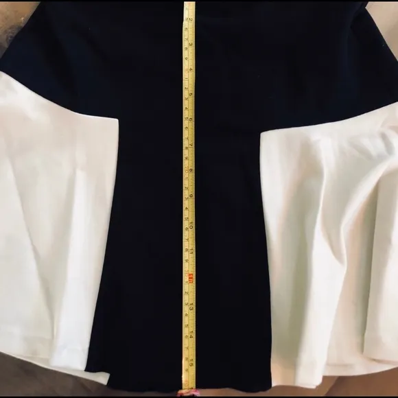 Intermix black and white skirt p xs 0
