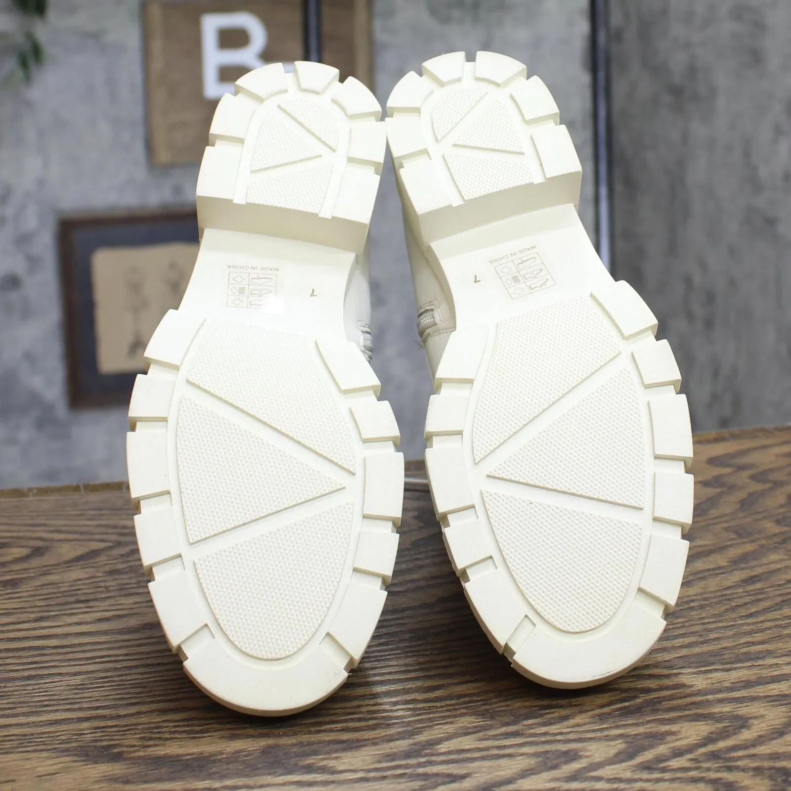 Journee Collection Madelynn Tru Comfort Foam Block Heel Booties Bone White 7M