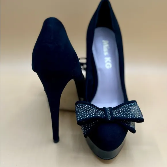 KURT GEIGER MISS KG Rhinestone Bowed Black Suede Heels EU Size 37 US 7