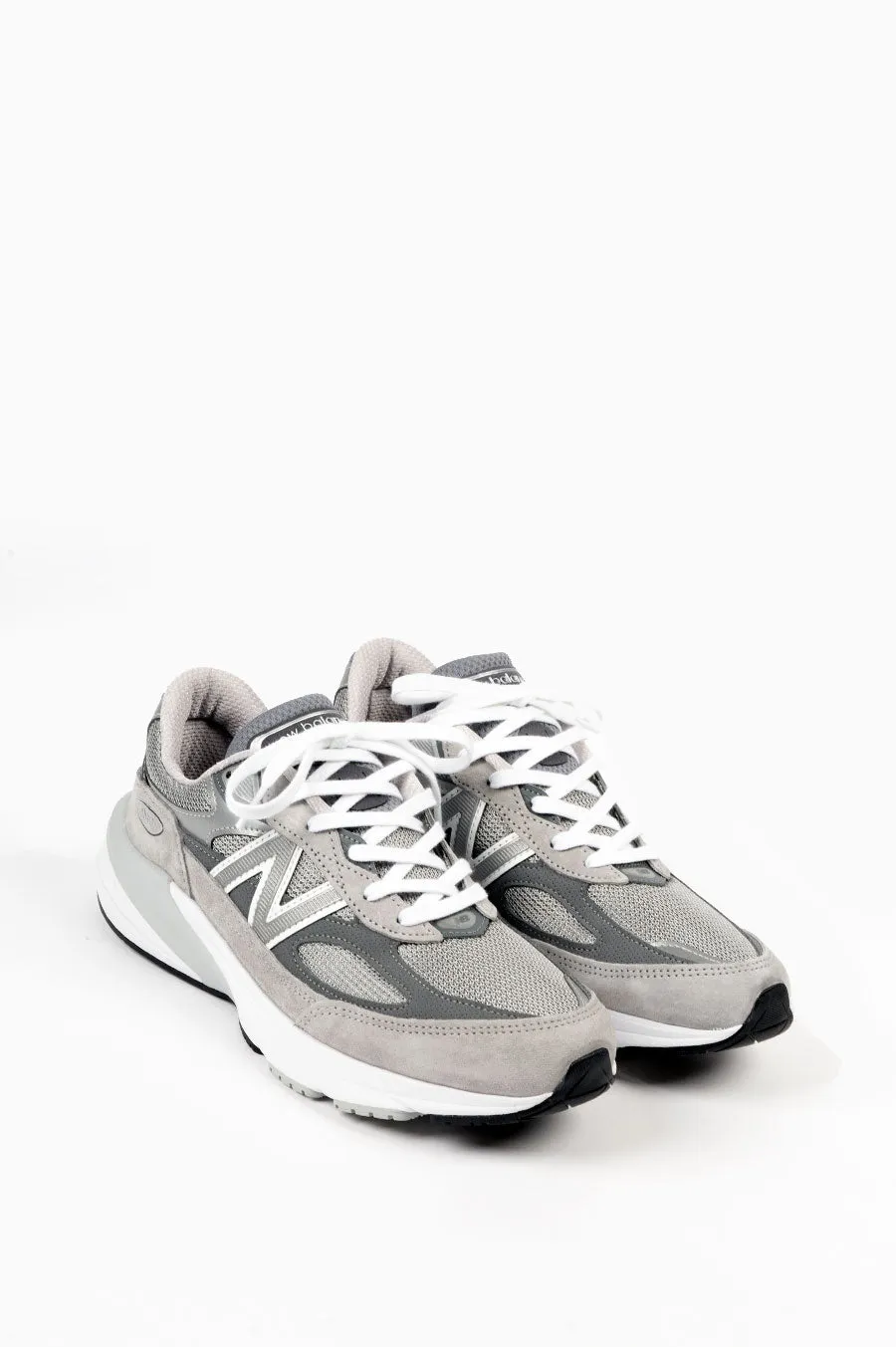 NEW BALANCE 990 V6 GREY