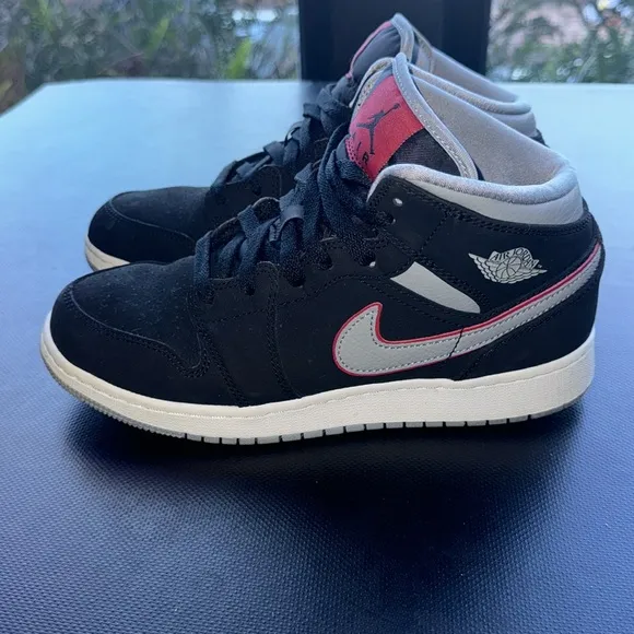 Nike Air Jordan 1 Mid Black Particle Grey Gym Red, Youth Size 6.5