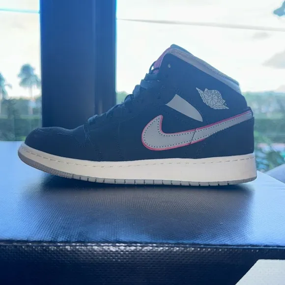 Nike Air Jordan 1 Mid Black Particle Grey Gym Red, Youth Size 6.5