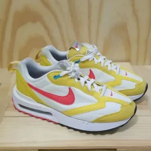 Nike Air Max Dawn Vivid Sulfur  Casusal Sneakers Men SZ 9 1/2, Women's SZ 11