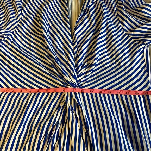 NWT Adrianna Adrianna Papell Size 14 Stripe Print Twist Dress