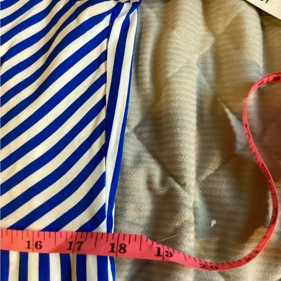 NWT Adrianna Adrianna Papell Size 14 Stripe Print Twist Dress