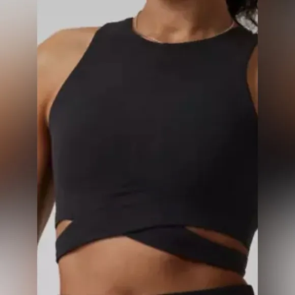 NWT Athleta Conscious Cut Out Top D-DD Cups