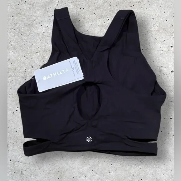 NWT Athleta Conscious Cut Out Top D-DD Cups