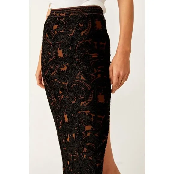 NWT FREE PEOPLE NWT Rosalie Velvet Midi Skirt / Black $108 retail!