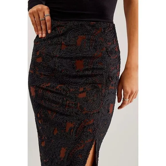 NWT FREE PEOPLE NWT Rosalie Velvet Midi Skirt / Black $108 retail!