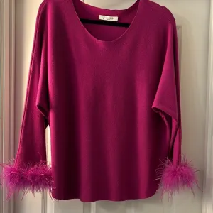 Sioni Milano Pink Sweater with Feather Cuffs