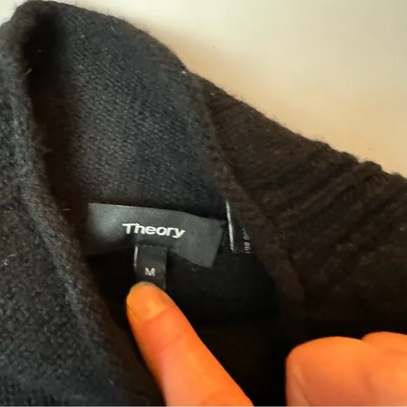 Theory Karinella Cashmere Trumpet Sleeve Sweater