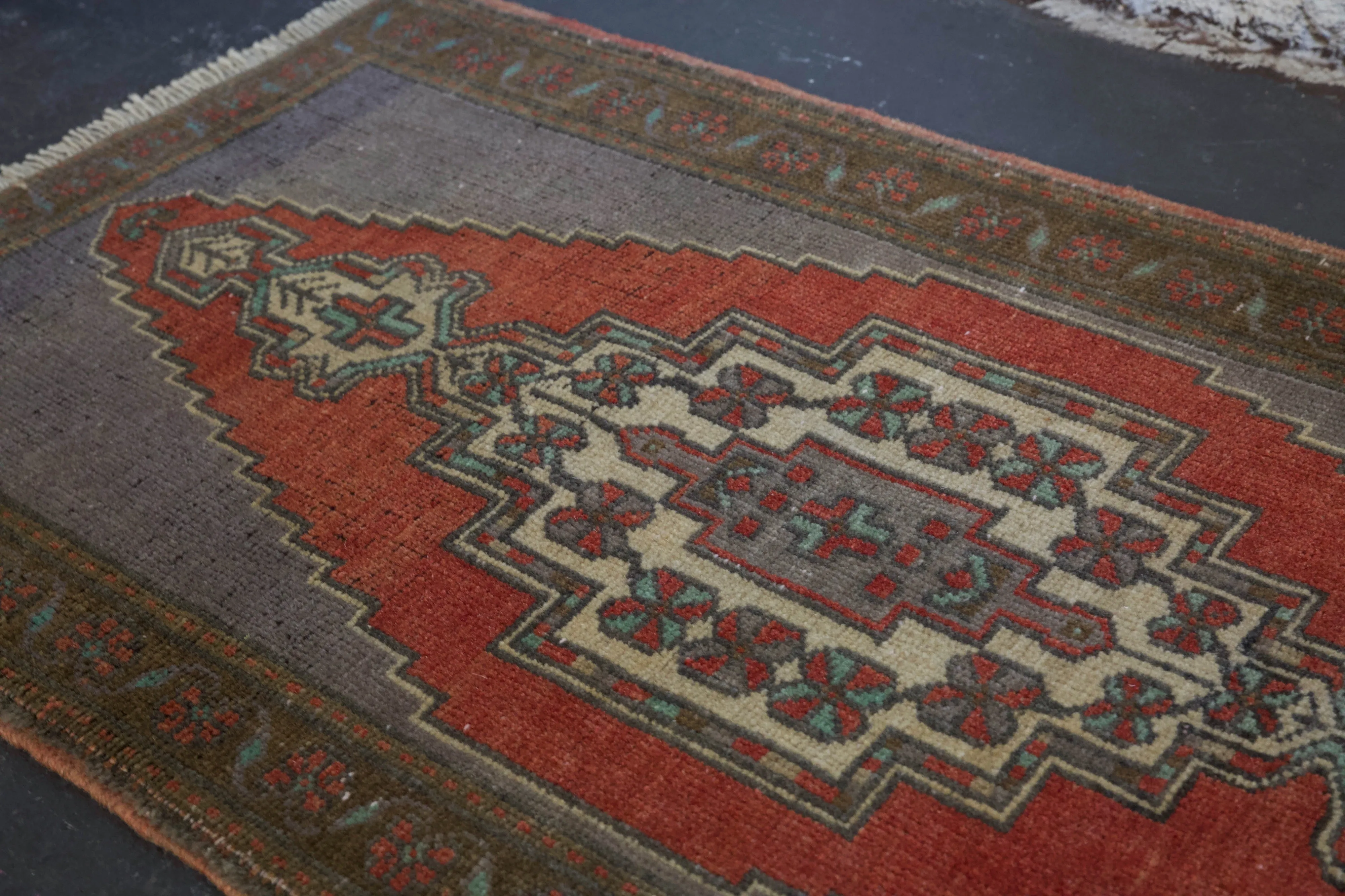 Vintage Mini Turkish Rug 1'10"x3'2"