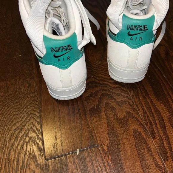 Women’s Nike Air Force 1 high SE ‘82 Neptune green suede swoosh sneakers
