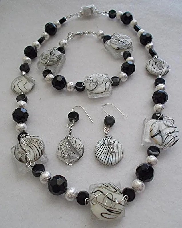 Zebra Chic Jewelry Set (special order - sold out)